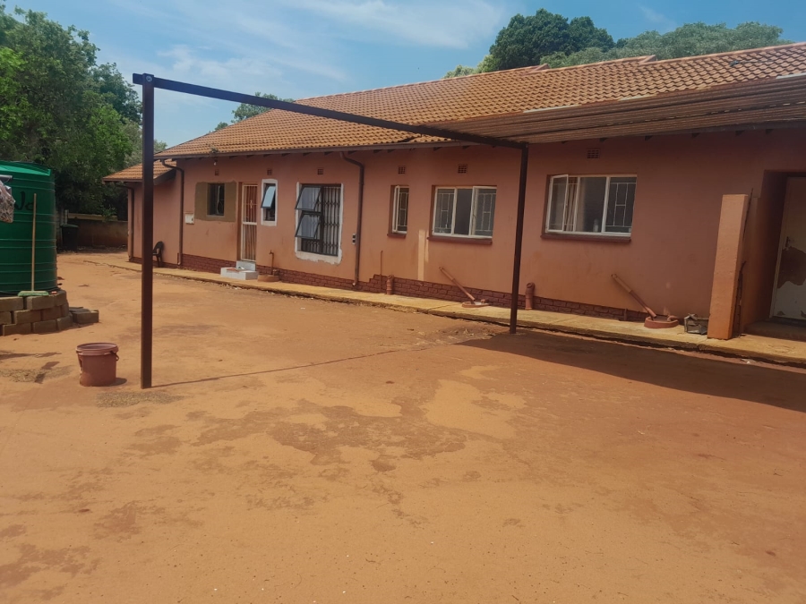 3 Bedroom Property for Sale in Geelhoutpark North West